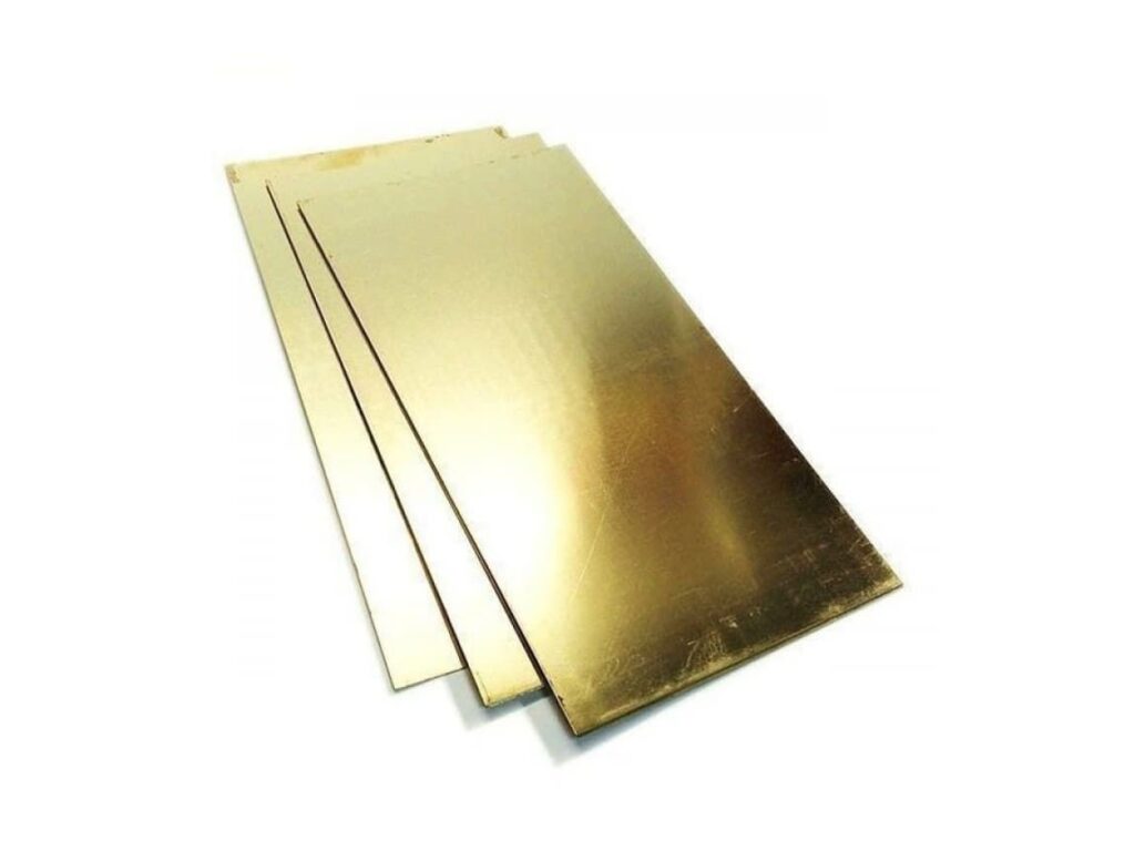 Латунная пластина горячекатаная 10 10 4 ЛМц58-2 ГОСТ 2208-2007