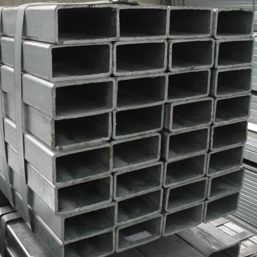 Стальная прямоугольная труба 80 мм 60 мм 4 мм E275 EN 10305-5